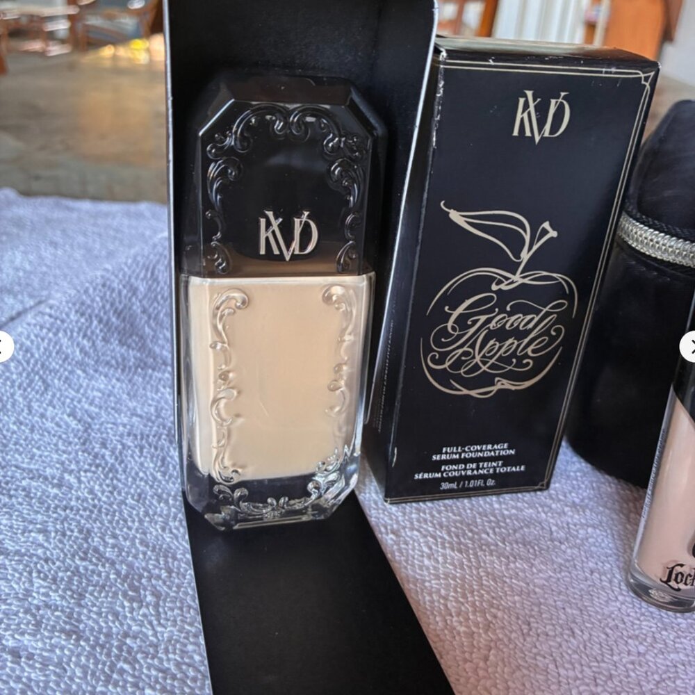Kat Von D Makeup Bundle with Free Makeup Bag - Picture 2 of 5